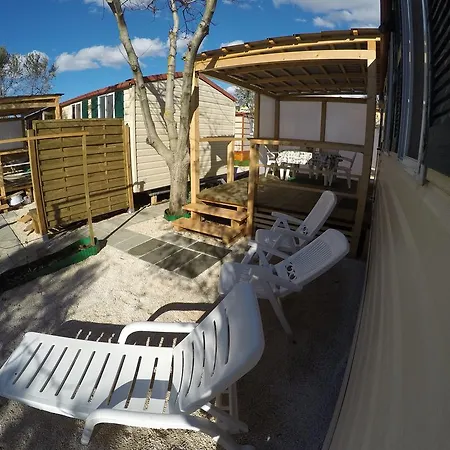 Kompleks wypoczynkowy Mobile Homes T&g 3*