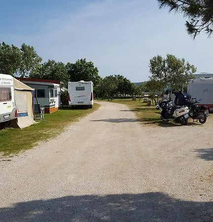 Parque de vacaciones Mobile Homes T&g 3*