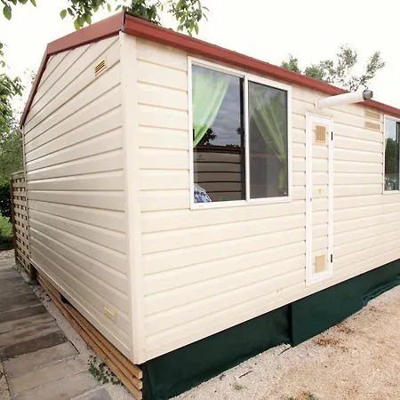 假日公园 Mobile Homes T&g 斯维蒂佩塔